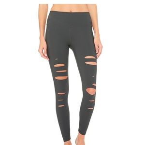 ALO HIGH-WAIST RIPPED WARRIOR LEGGING